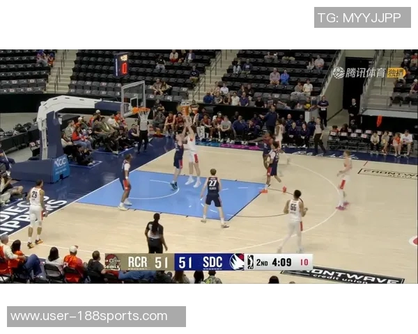 伦纳德全能表现助球队获胜17投9中轻松斩获28分5篮板2助攻1抢断1盖帽 伦纳德全能表现助球队获胜17投9中轻松斩获28分5篮板2助攻1抢断1盖帽